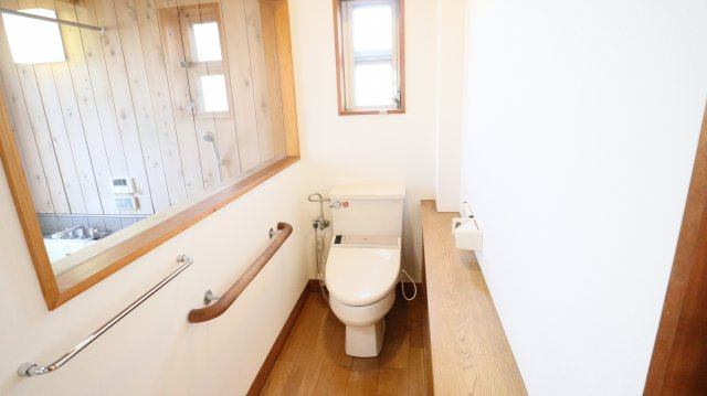 ミレ栄町貸家のトイレ