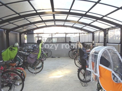 【その他共用部分】 | プリミエール江坂 | 駐輪場です