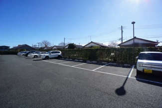 【駐車場】