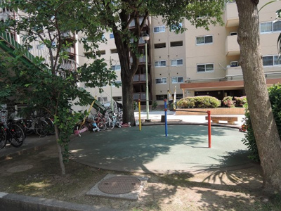 【その他共用部分】 | 三ツ沢ハイタウン3号棟 | 敷地内遊び場