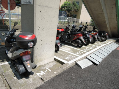 【その他共用部分】 | 三ツ沢ハイタウン3号棟 | バイク置場