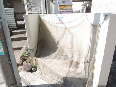 【その他共用部分】 | アドヴァンス保土ヶ谷 | 敷地内ゴミ置場です。