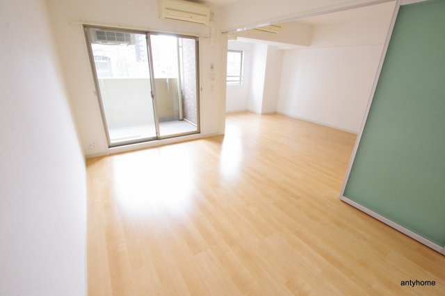 グレンパーク梅田北　仲介手数料無料の寝室