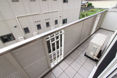 【バルコニー】 | シャーメゾン秋山Ｂ | 陽当たり良好なバルコニーです
