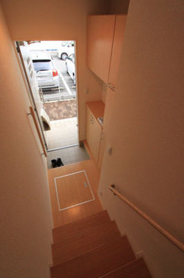 【玄関】 | シャーメゾン秋山Ｂ | 毎日通る玄関はこちらです