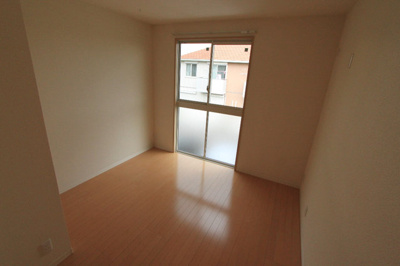 【洋室】 | シャーメゾン秋山Ｂ | 広々とした洋室です