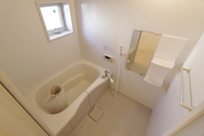 【浴室】 | シャーメゾン秋山Ｂ | ゆったり過ごせるお風呂です