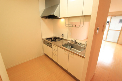 【キッチン】 | シャーメゾン秋山Ｂ | きれいなキッチンです