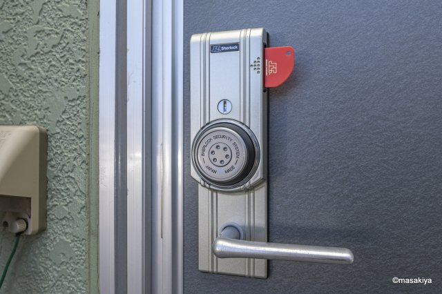 グランドール南沖Bのエントランス|カードキー