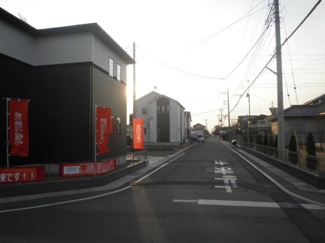 【前面道路含む現地写真】 | 前面道路含む現地写真です