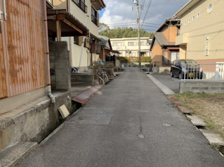 【前面道路含む現地写真】