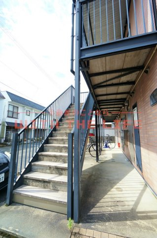 アムール松福園【キャッシュバック対象物件】のロビー|落ち着いたロビーです