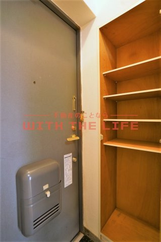 プライマリー花畑駅西【キャッシュバック対象】の玄関|シンプルで使いやすい玄関です