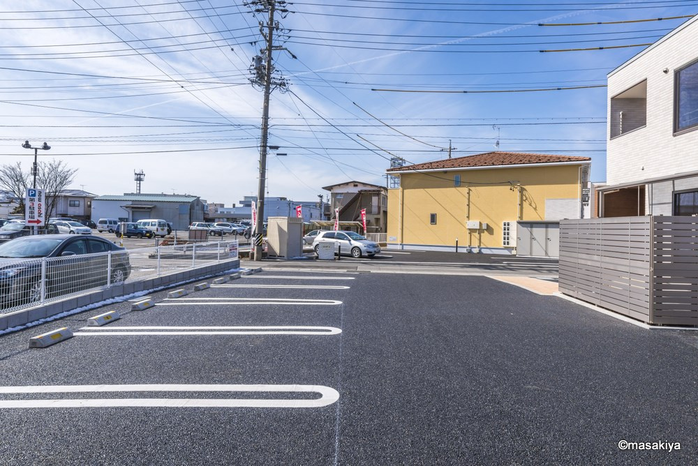 ジュラフ　Bの駐車場|駐車場