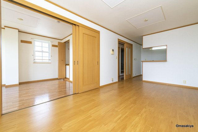 サラミタージュの居間・リビング|リビング