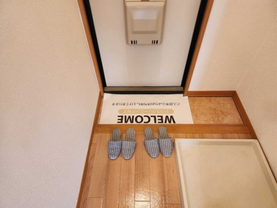 【玄関】 | シャトレー・ワタナベ2