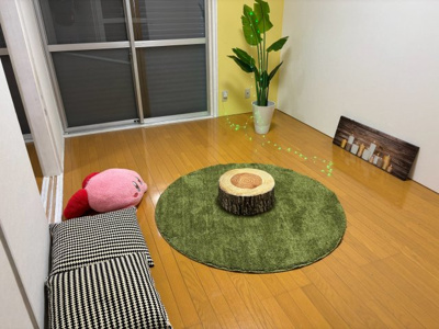 【その他】 | ボンヌ・シャンス | 室内はオシャレなデザインクロス！  