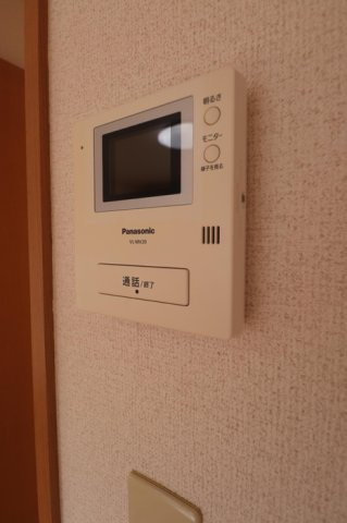 マーサ・ジュネスのセキュリティ