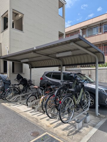 【その他共用部分】 | ビルトモア | 自転車置き場です