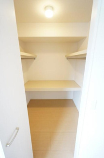 【収納】 | ルーチェ | ※同物件・反転タイプの写真です