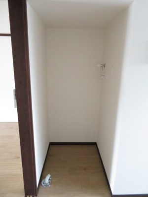 【その他】 | コーポ谷地 | 室内洗濯機置き場
