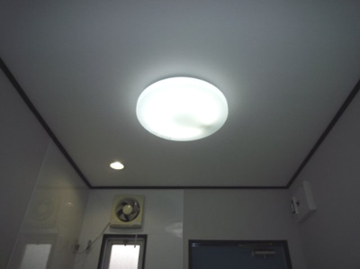 【設備】 | ロワール | 全室照明付き