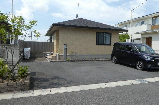 シードの駐車場