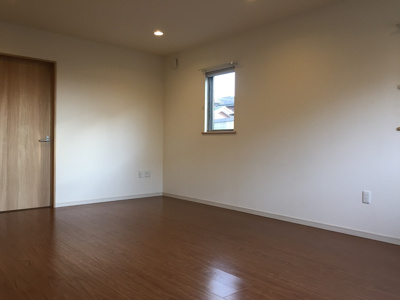 【居間・リビング】 | 千歳賃貸住宅 | ゆったり過ごせる居間です