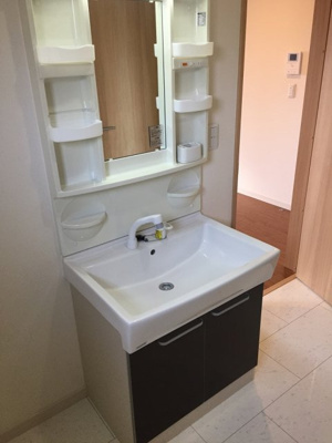 【独立洗面台】 | 千歳賃貸住宅 | 独立洗面台あり、毎朝おしゃれに忙しい女性の方におすすめです
