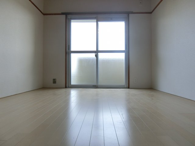 金剛第三住宅215棟のその他