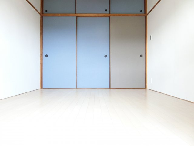 金剛第三住宅215棟の寝室