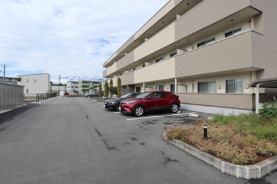 【駐車場】 | グランデュール　レイ