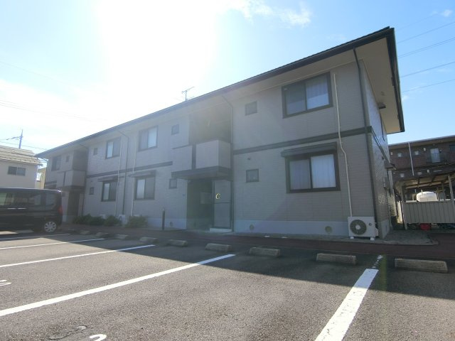 ガーデンスクエア　C棟