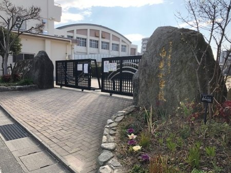 モンテベール南風の周辺