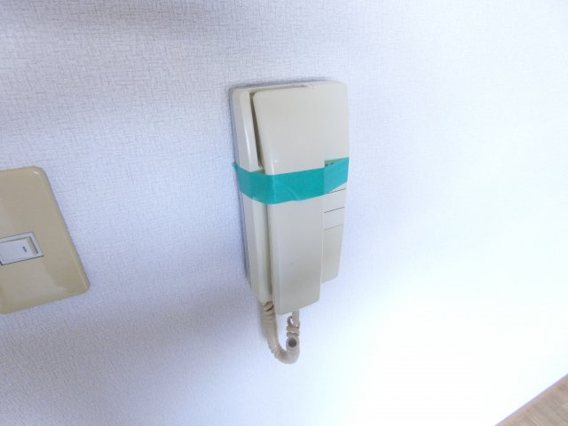 ルミエールＳのセキュリティ|同マンション別部屋写真