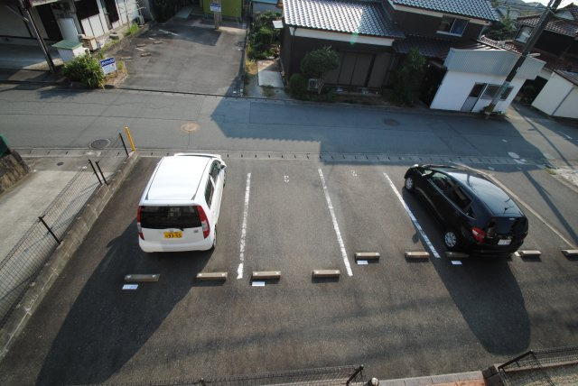 K・ブロッサムの駐車場|駐車場完備です