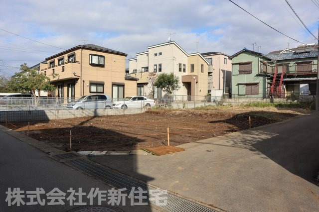八千代市大和田　売地　更地　東南角地の前面道路含む現地写真