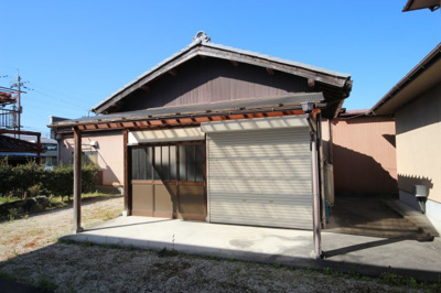 【外観】 | 大津市堅田1丁目1060-3　中古戸建て | 敷地内作業倉庫