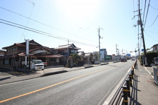 【前面道路含む現地写真】 | 前道は湖西の主幹道路である県道558号線