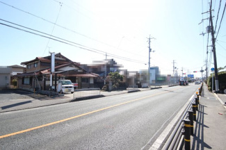 【外観】 | 県道558号から外観、建物は複数あります。