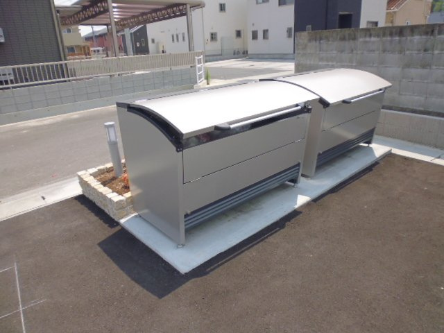 グランツ・ハヤシのその他共用部分|敷地内専用ゴミステーション