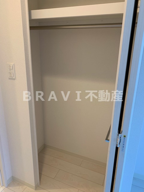 アドバンス大阪セレーノ　BRAVI不動産の収納|【アドバンス大阪セレーノ】たっぷりとした収納スペースです