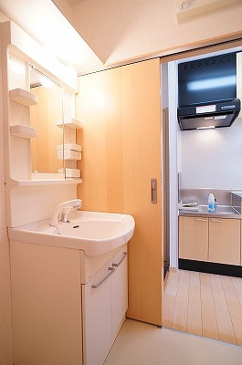 【洗面所】 | ピースシャトー | 洗髪洗面化粧台（写真は102）