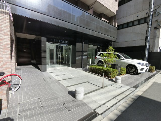 【エントランス】