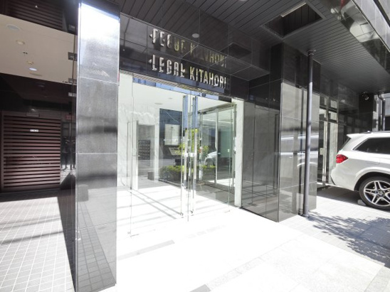 【エントランス】