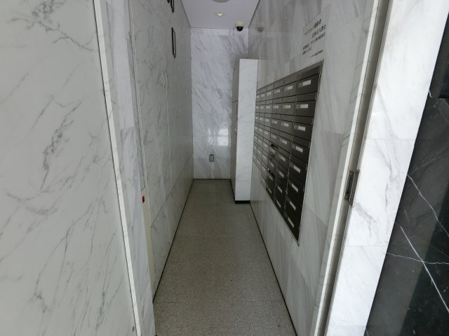 【エントランス】