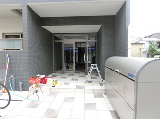 【エントランス】