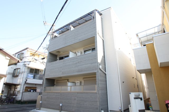 ロータス長瀬の外観