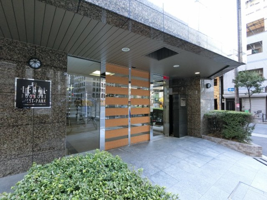 【エントランス】