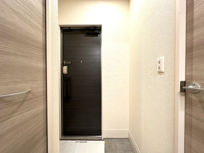 【玄関】 | ソラーレ弐番館